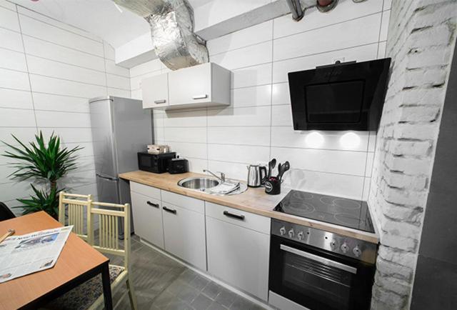 Koby Work&Stay Souterrain Apartment, Wifi&Komfort Herford Bagian luar foto
