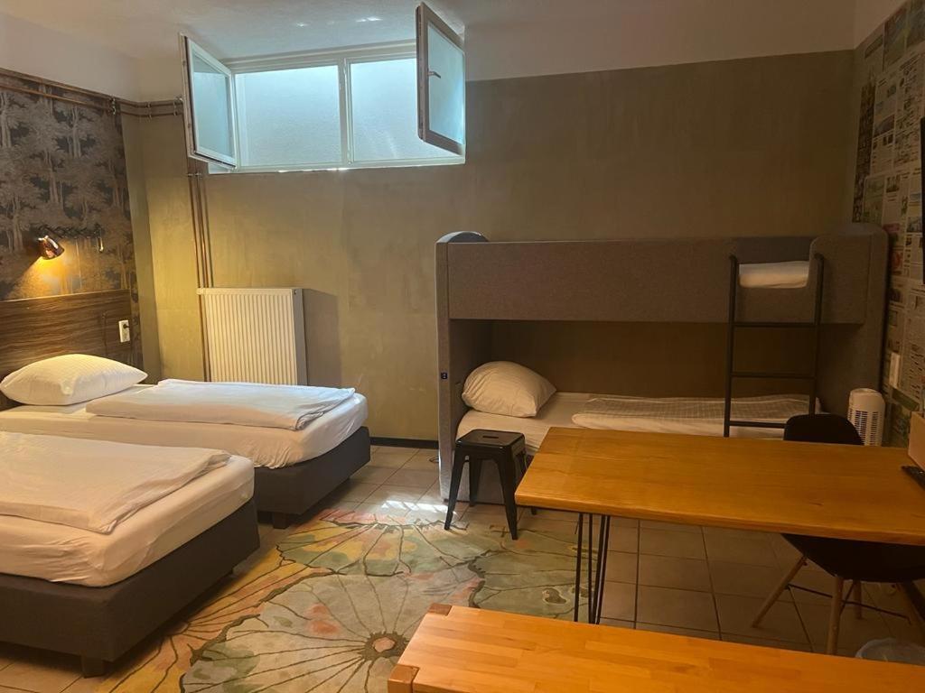 Koby Work&Stay Souterrain Apartment, Wifi&Komfort Herford Bagian luar foto