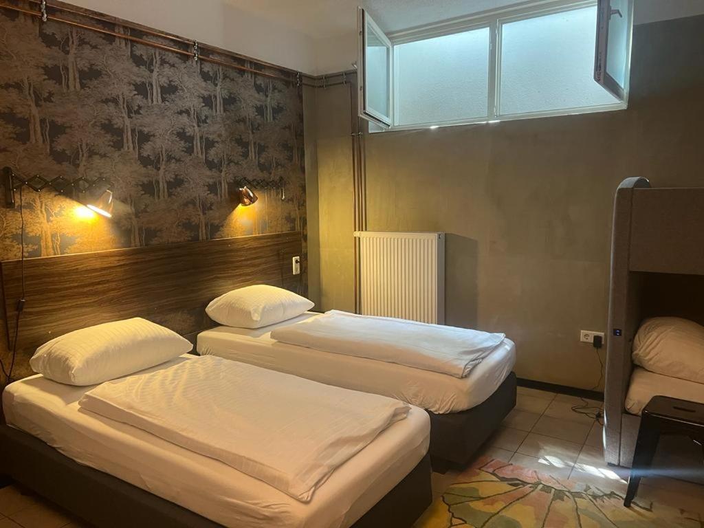 Koby Work&Stay Souterrain Apartment, Wifi&Komfort Herford Bagian luar foto